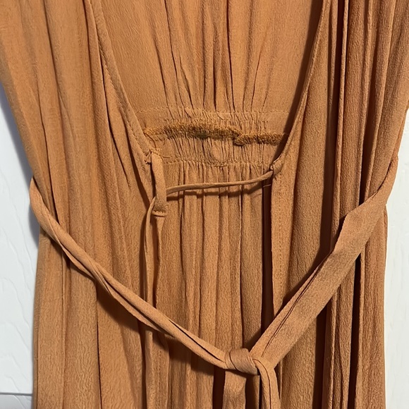 VICI DOLLA WRAP DRESS - Picture 6 of 7